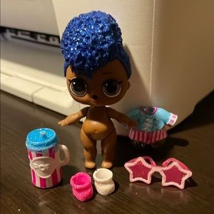 Lol surprise doll Sparkly